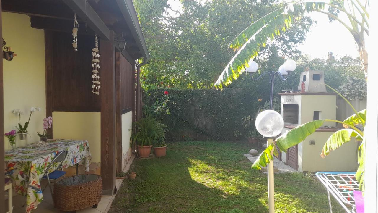 Brezza Di Mare Appartamento In Villa Con Giardino E Spiaggia ,Casa Vacanze Al Mare Quartu SantʼElena Zewnętrze zdjęcie